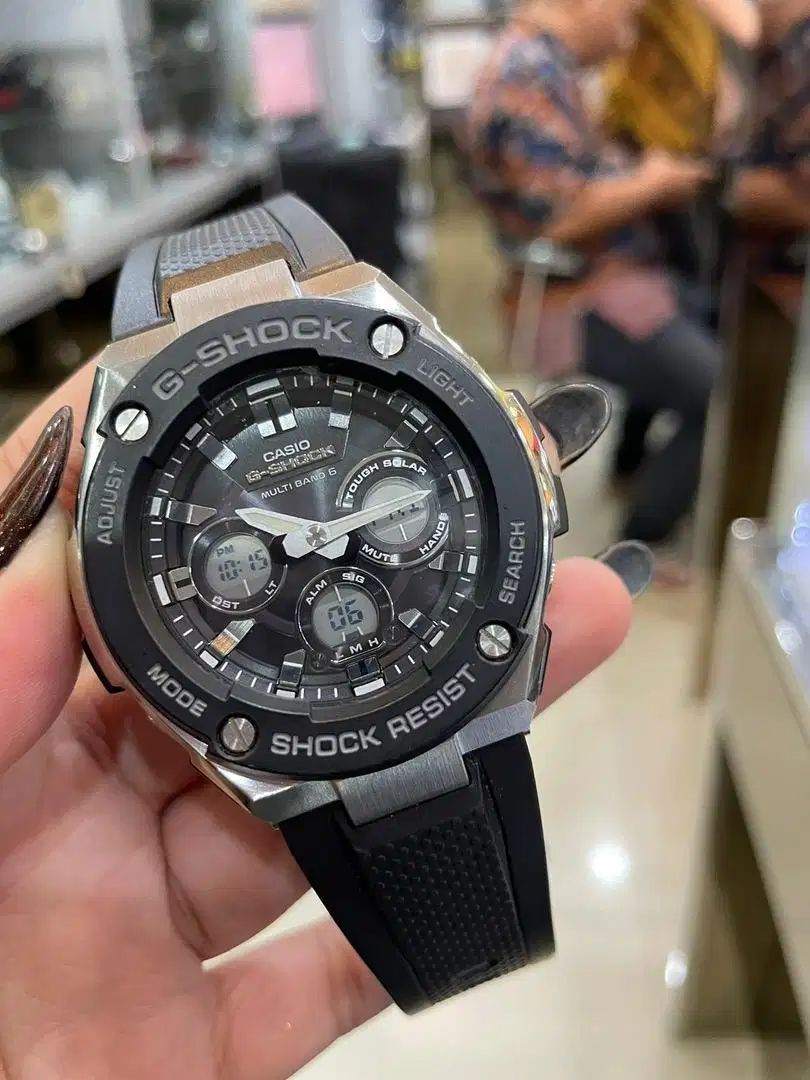 Gshock GST-W300