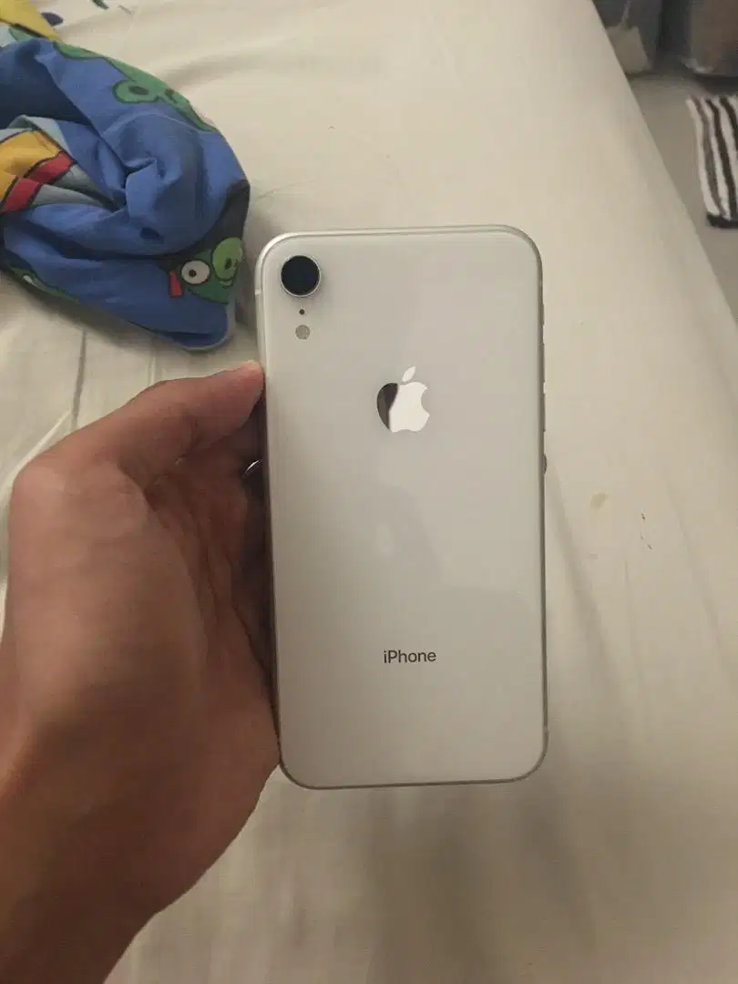 iPhone Xr, 128 gb Garansi Inter IMEI AMAN LL/A