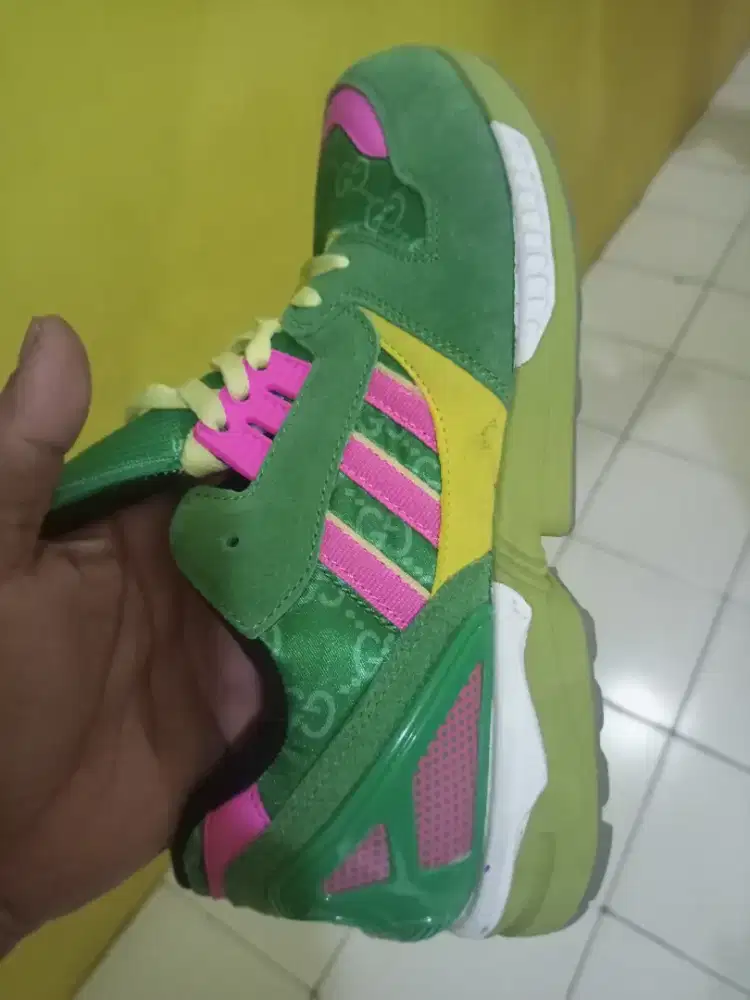 Sepatu Adidas Torsion v Gucci