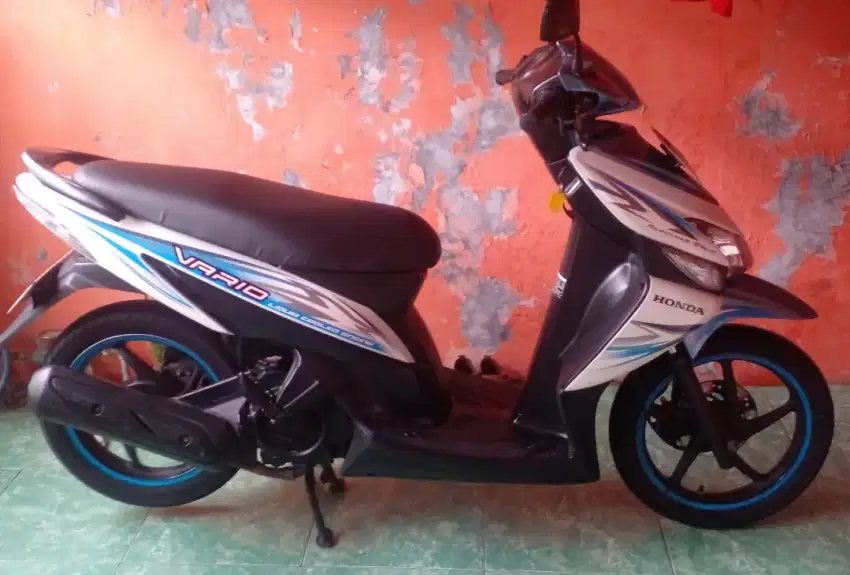 jual Vario karbu th 2012