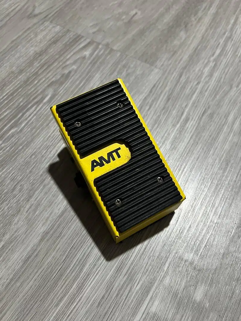 AMT LLM-1 OPtical Volume Pedal