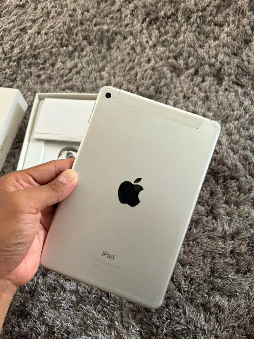 Ipad Mini 4 WiFi Cellular 128gb bisa kartu bisa game SEMUA NORMAL Bjm