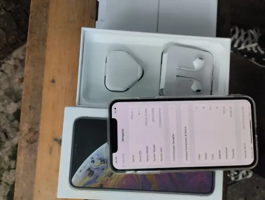 iPhone XS Max , XS Max,64gb regist IMEI aman seumur hidup