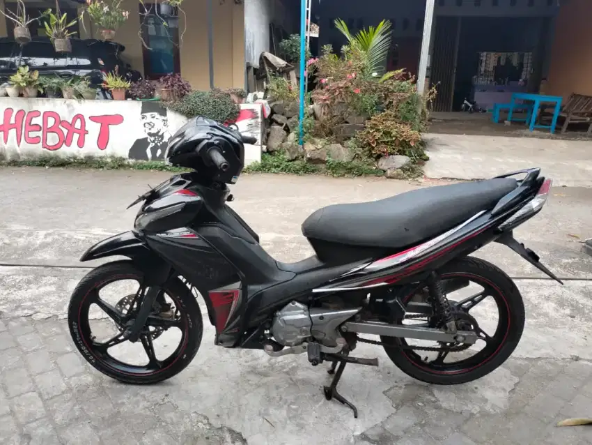 Jupiter z injeksi thn 2013 plat AB Bantul