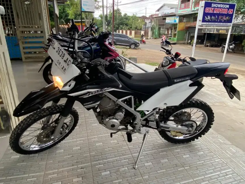 Di jual kawasaki klx tahun 2016