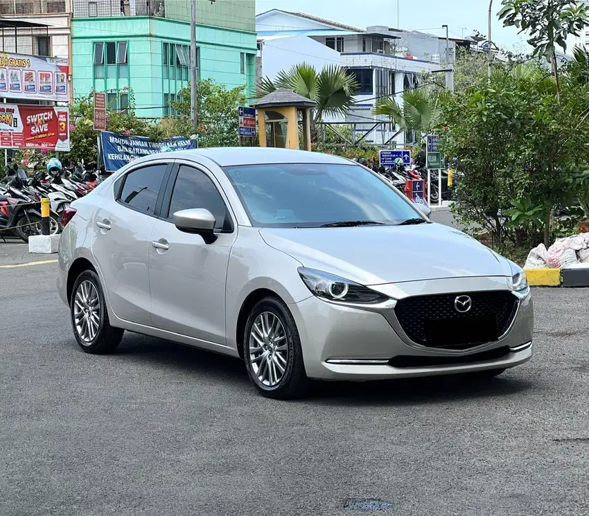 Mazda 2 AT Facelift Nik 2022 Low Km Like New