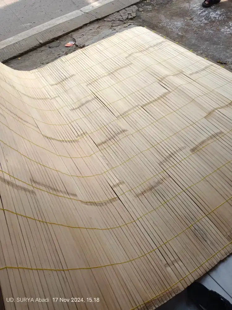 Tirai aten aten bambu