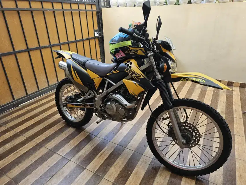 KLX tahun 2014 pajak idup mesin aman