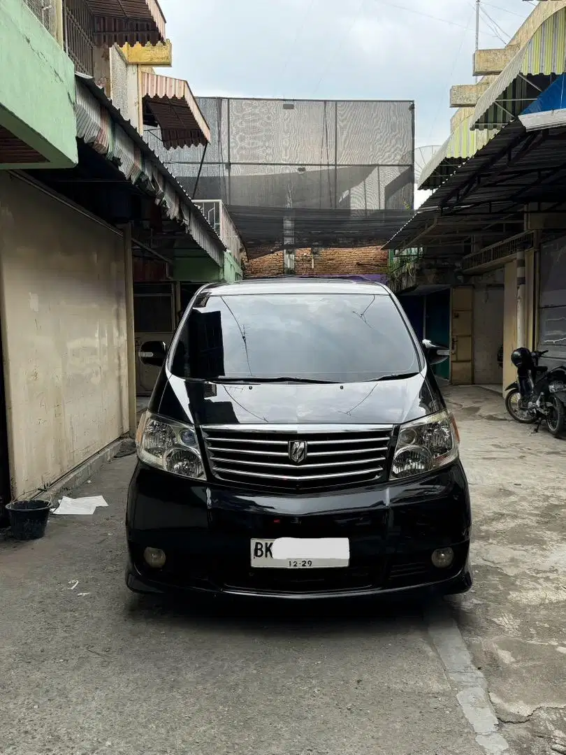 Odo 70rb Alphard 2.4 automatic Tahun 2004