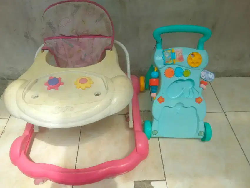 Di jual baby Walker