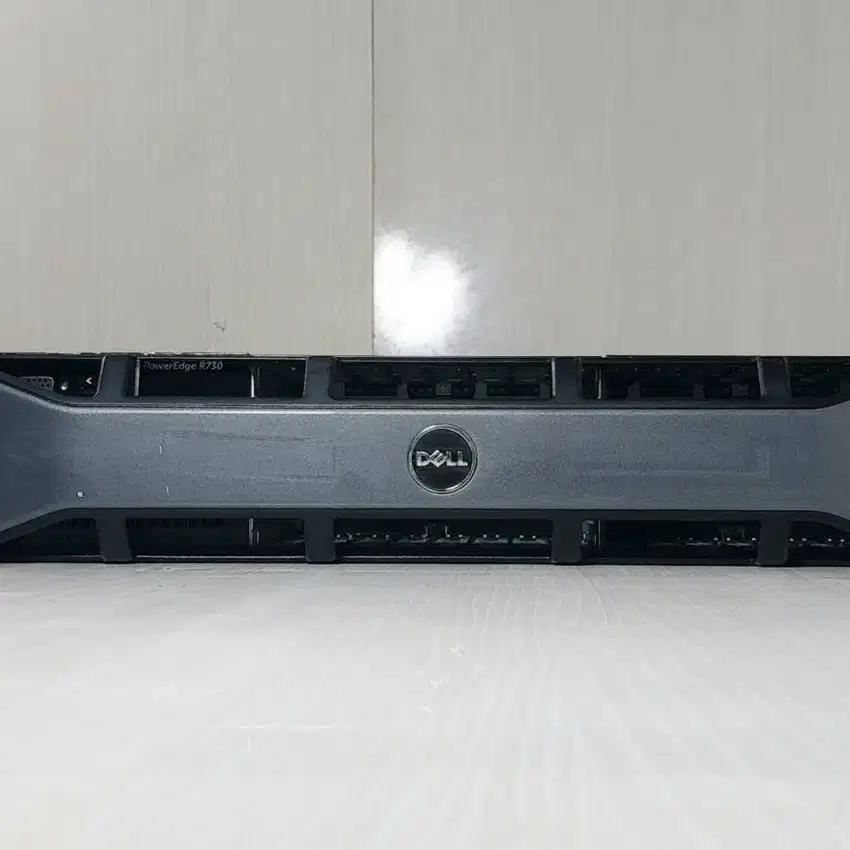 Server Dell R730 Sff 16 Bay Xeon E5-2630v4 X2 D-SPT