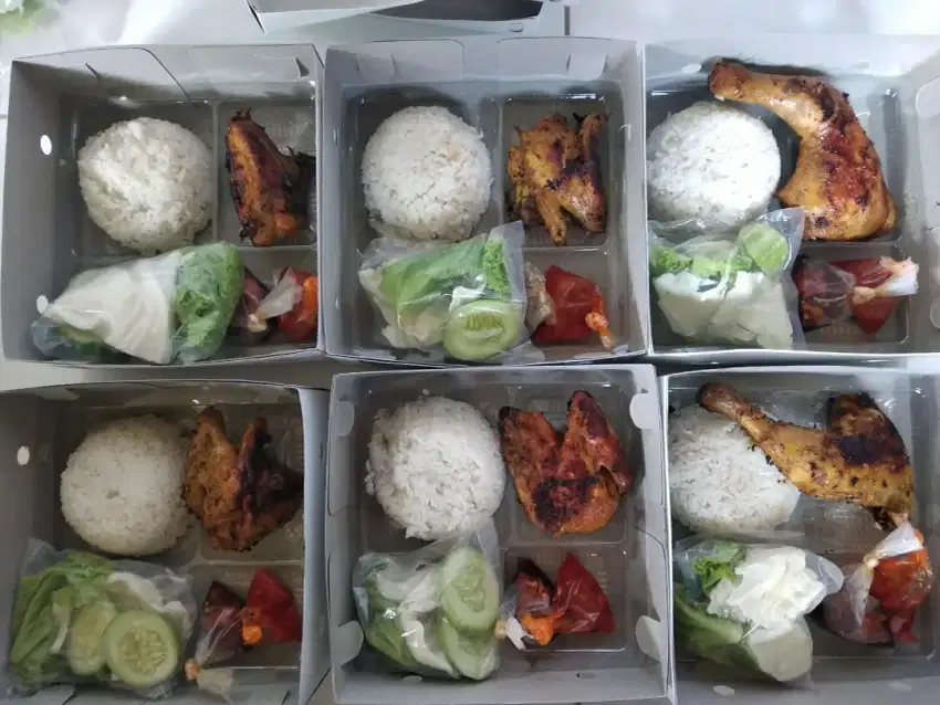 Terima pesanan nasi box/nasi kotak