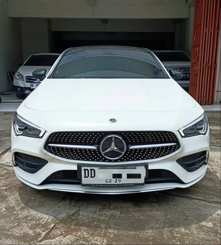 Mercedes-Benz CLA 200