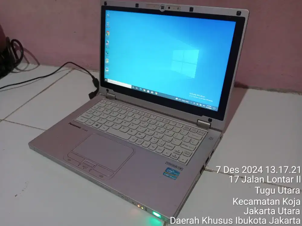 Laptop Panasonic 2in1 CF AX2