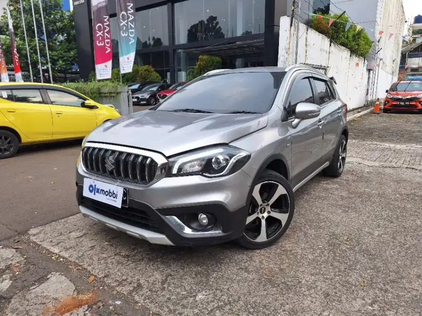 [OLXmobbi] Suzuki SX4 1.5 S-Cross Bensin-MT 2018 Abu