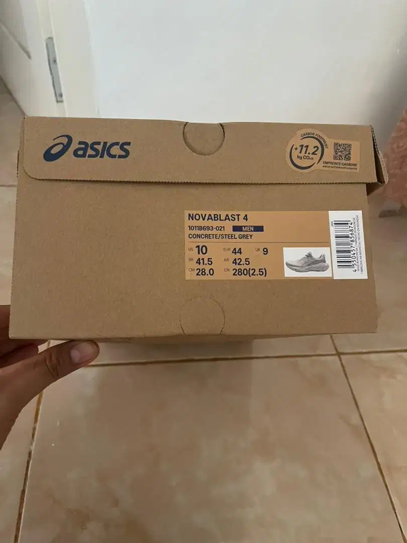 ASICS NOVABLAST 4