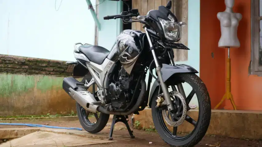 Yamaha Scorpio Limited Edition 2014, STNK tembus 2015