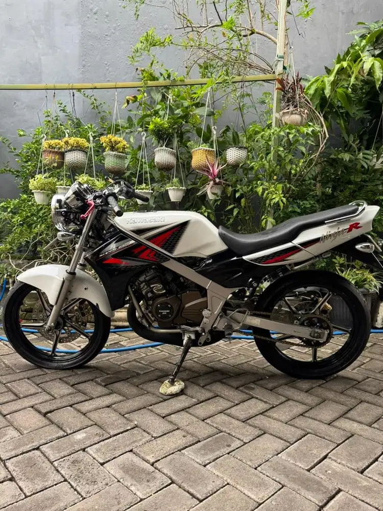 Ninja R Putih 2013