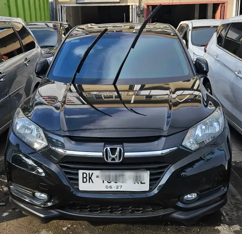 HRV E Matic AT 2017 Hitam