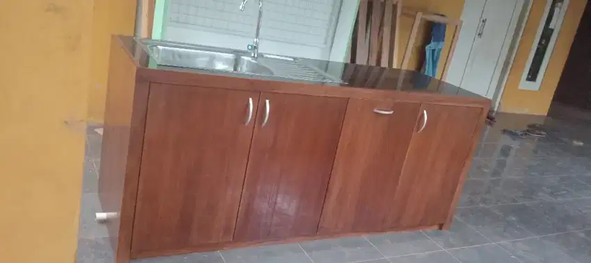 Meja cuci perabot dapur minimalis