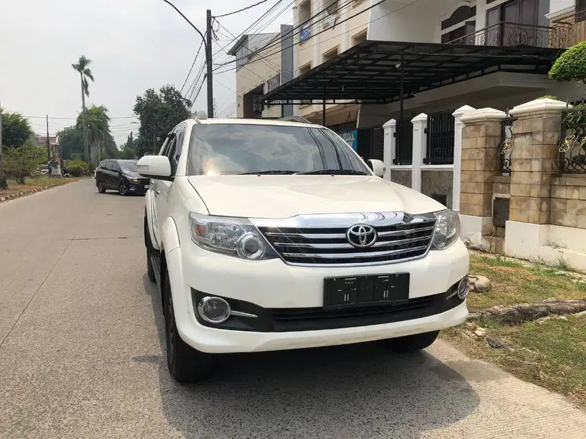 Toyota Fortuner Bensin 2015