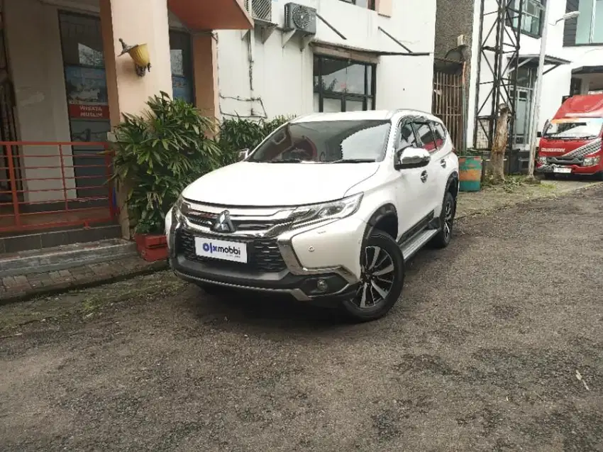 Like New - MITSUBISHI PAJERO SPORT 2.4 DAKAR 4X2 ULTIMATE A/T 2019