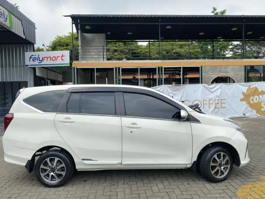 Daihatsu Sigra R Deluxe AT (Matic) 2020