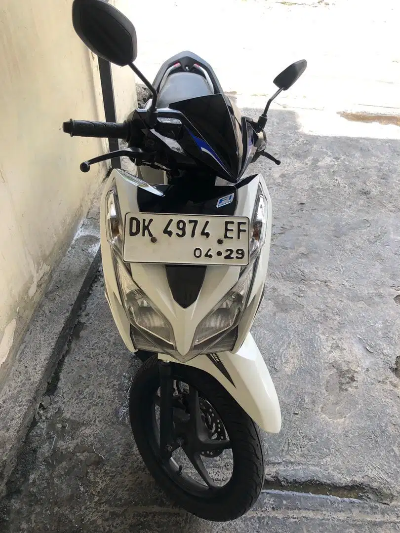 Vario Techno 125 FI 2014 White blue!!