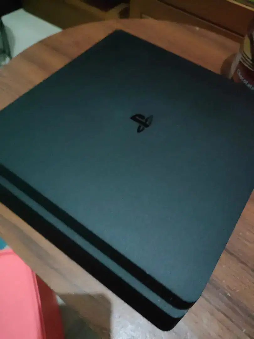 PS4 Slim 500 gb OFW full game