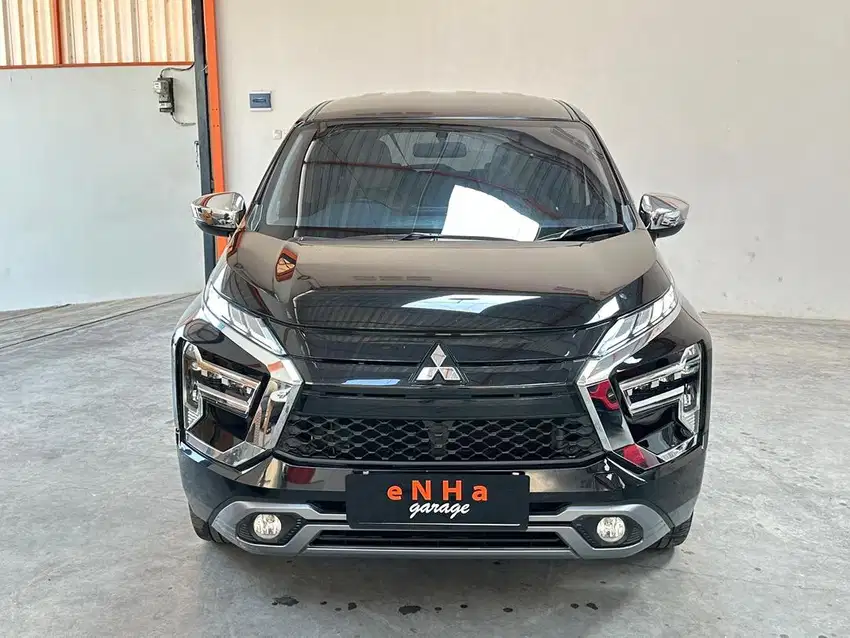 Km 30rb.. New XPANDER ULTIMATE 1.5 A/T 2022.. eNHa garage Semarang...