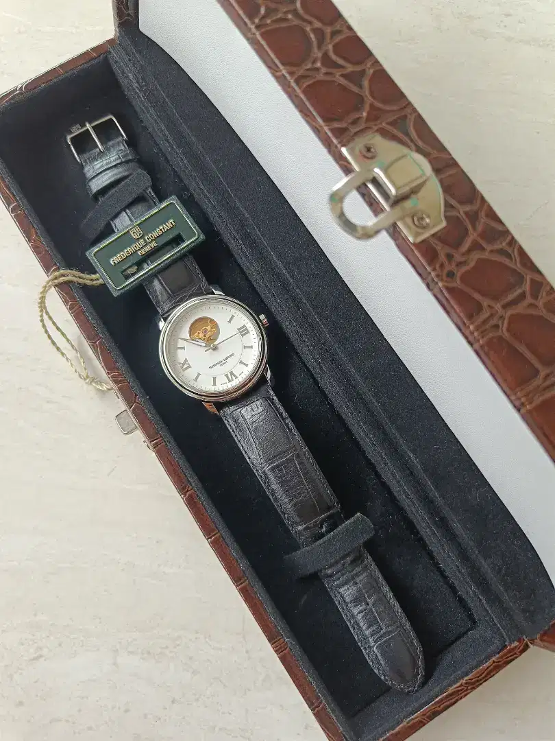 Jam pria Frederique constant FC 303 original bekas bagus normal semua