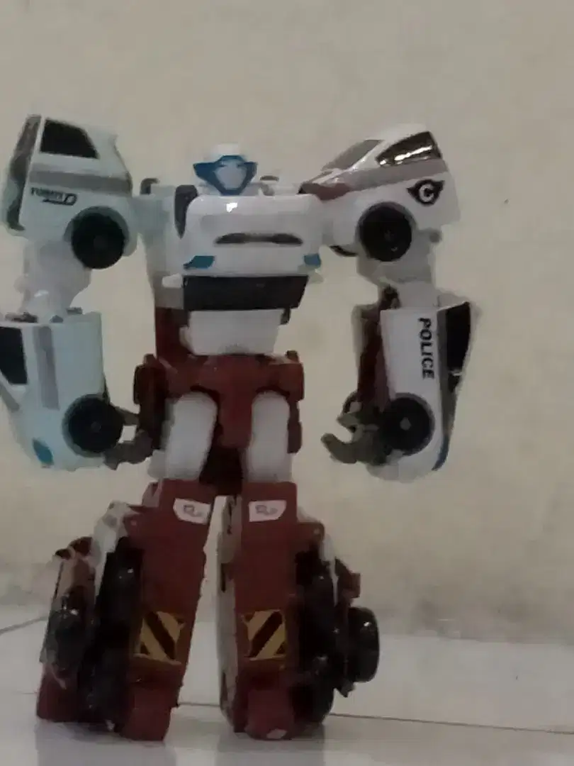 ROBOT TOBOT ORIGINAL - bisa transform jadi 3 vehicle