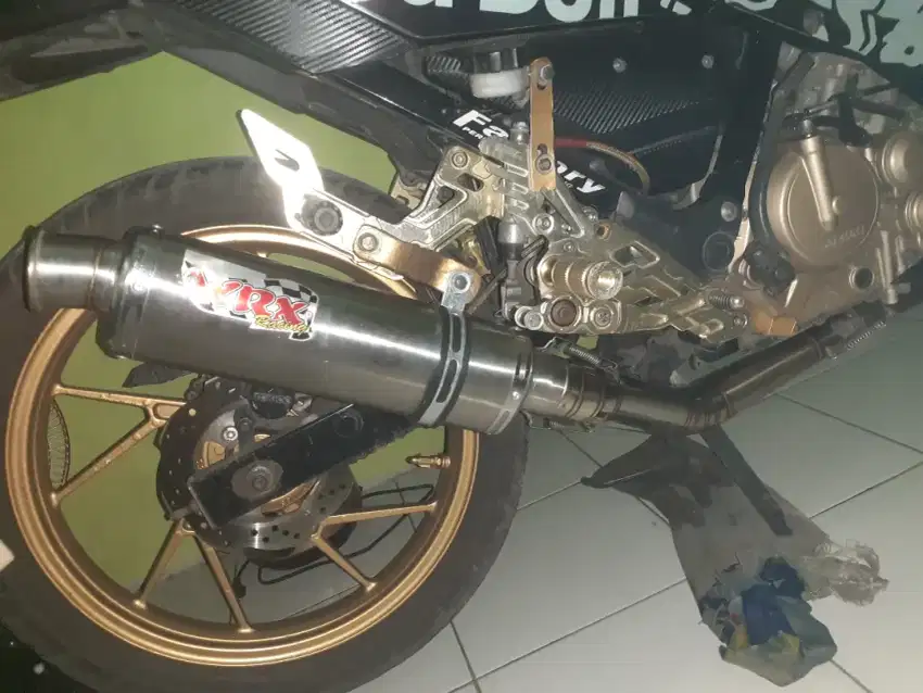 Kenalpot satria injeksi ful sistem