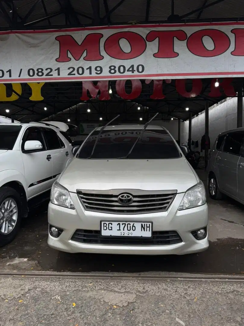 Toyota Kijang Innova 2.5 G Diesel A/T 2012