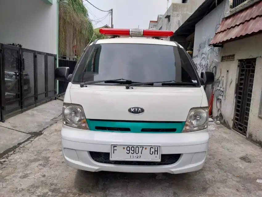 Kia pregio ambulance medis multifungsi 2005 ex k3 an rs surat ransus