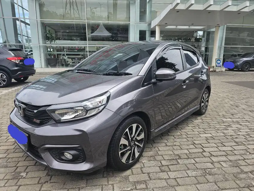 Honda Brio RS 1.2 CVT tahun 2022 KM 25000 Abu Abu Metalik