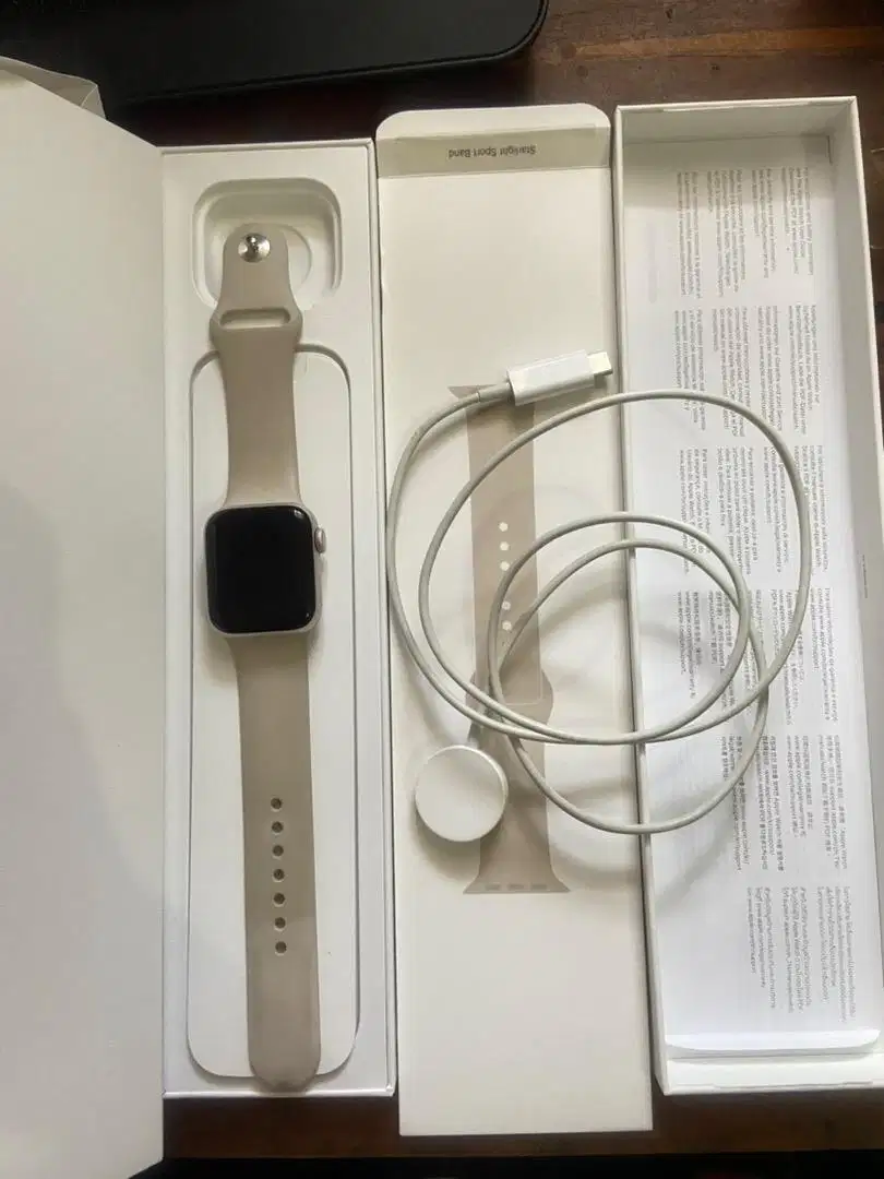 DIJUAL APPLE WATCH SE GEN 2 40MM