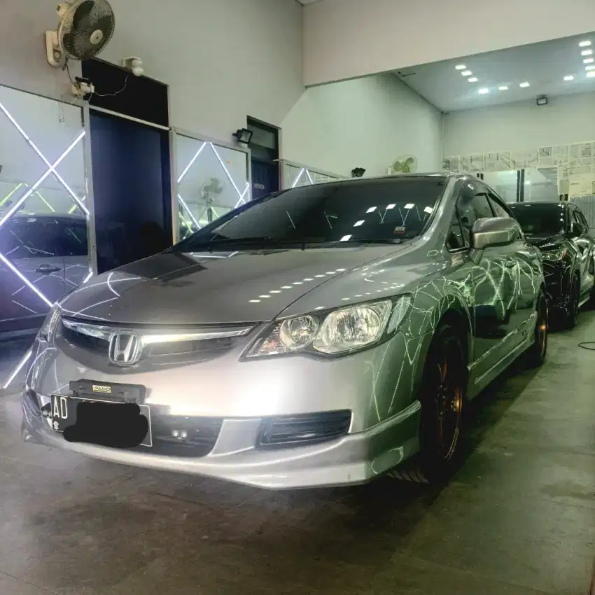 Honda Civic FD 1.8 Manual Low Km.