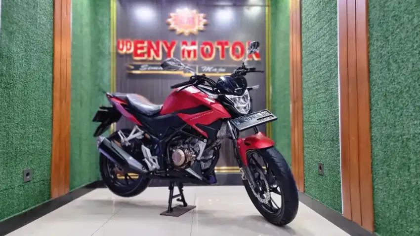 Honda CB150R StreetFire thn 2019 merah