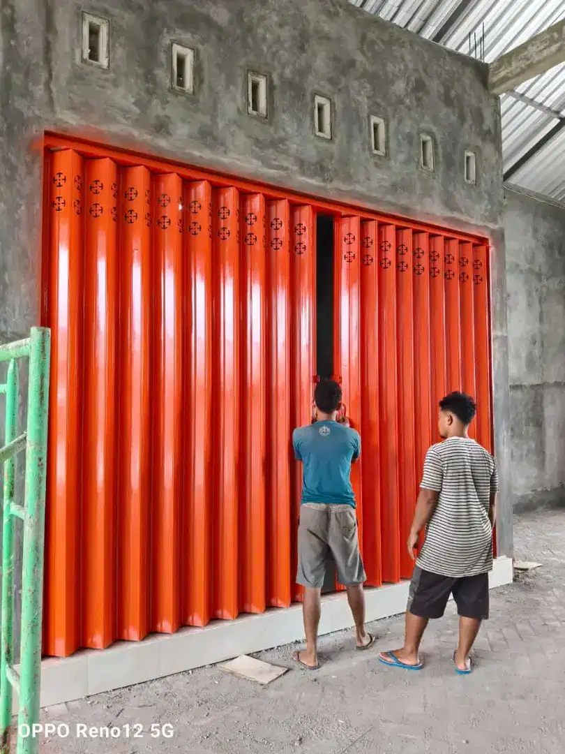 Pintu harmonika