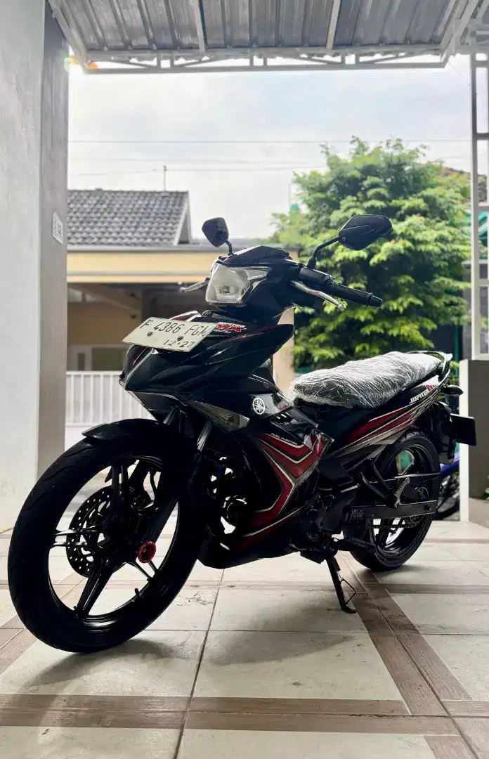 Yamaha Jupiter MX KING 150 Black KOMPLIT