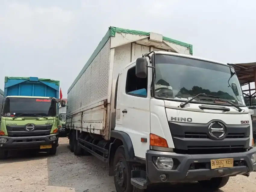 HINO WINGBOX FL235JW 2019 TRONTON 6X2 TGN1 ORIGINAL SIAP KERJA MANTAP