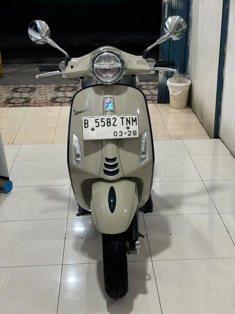 Vespa Primavera ABS 2023 istimewa