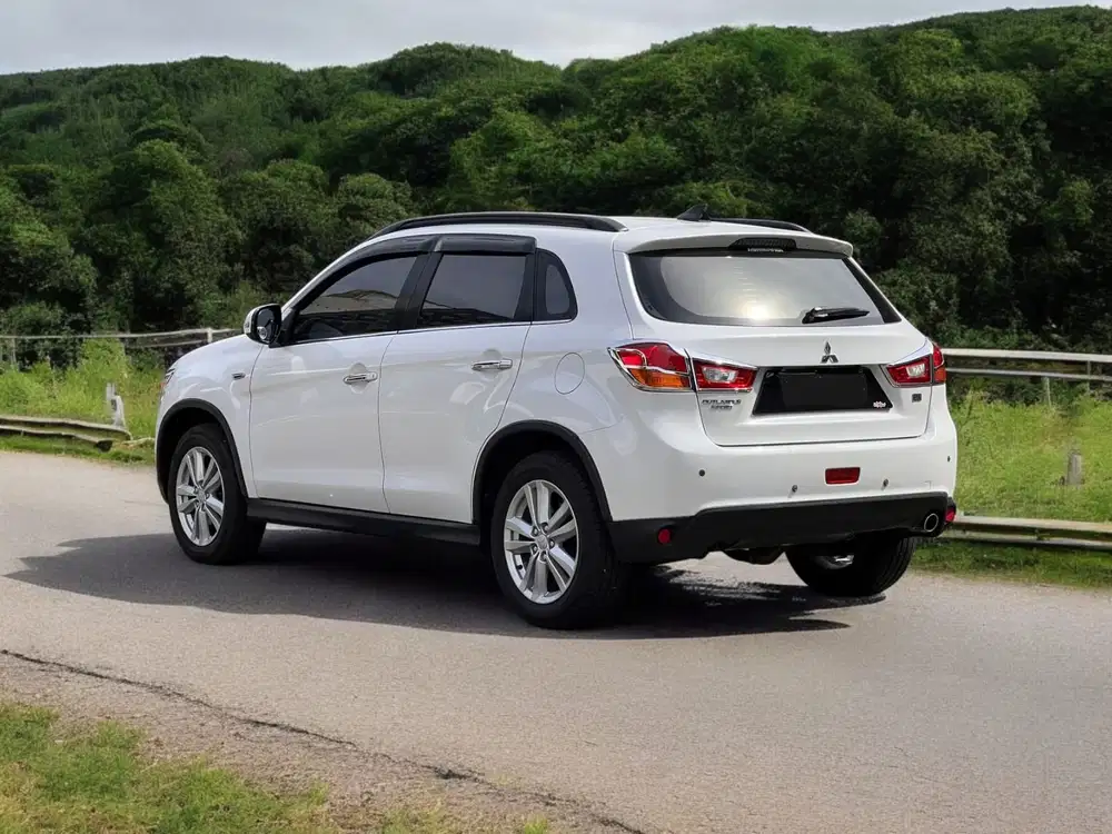 Mitsubishi Outlander Sport 2015 Bensin