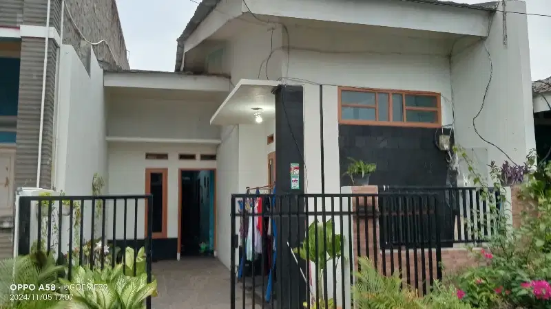 rumah luas 84 m2 deket ramayana serang