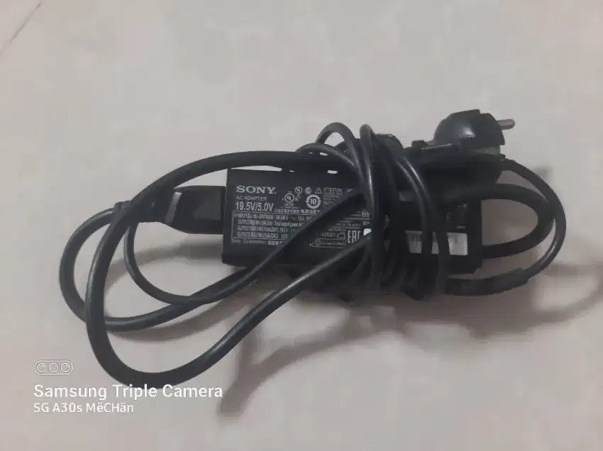 Charger Sony ADP-45DE B