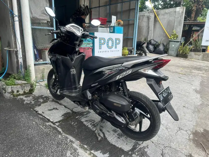 Vario tekno 125 hitam deva motor