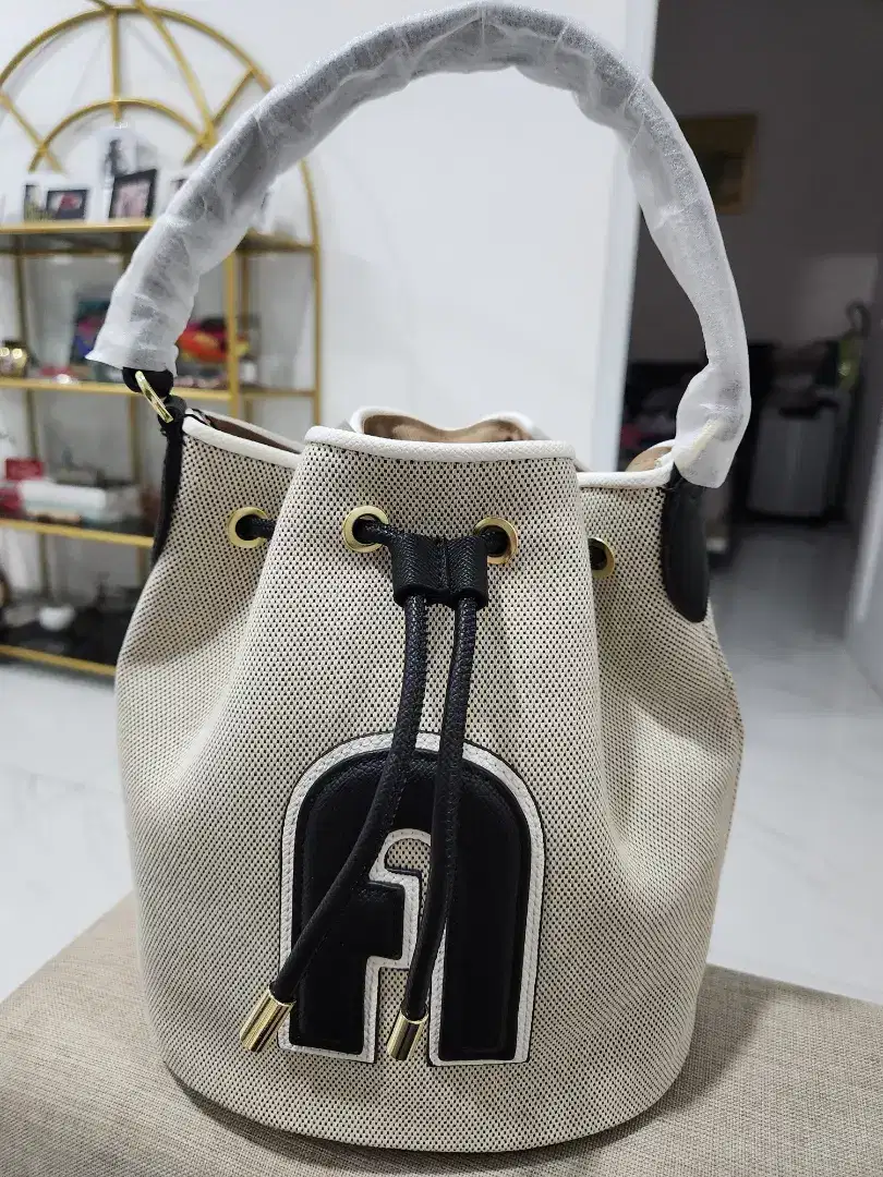 Furla Bucket Canvas Premium