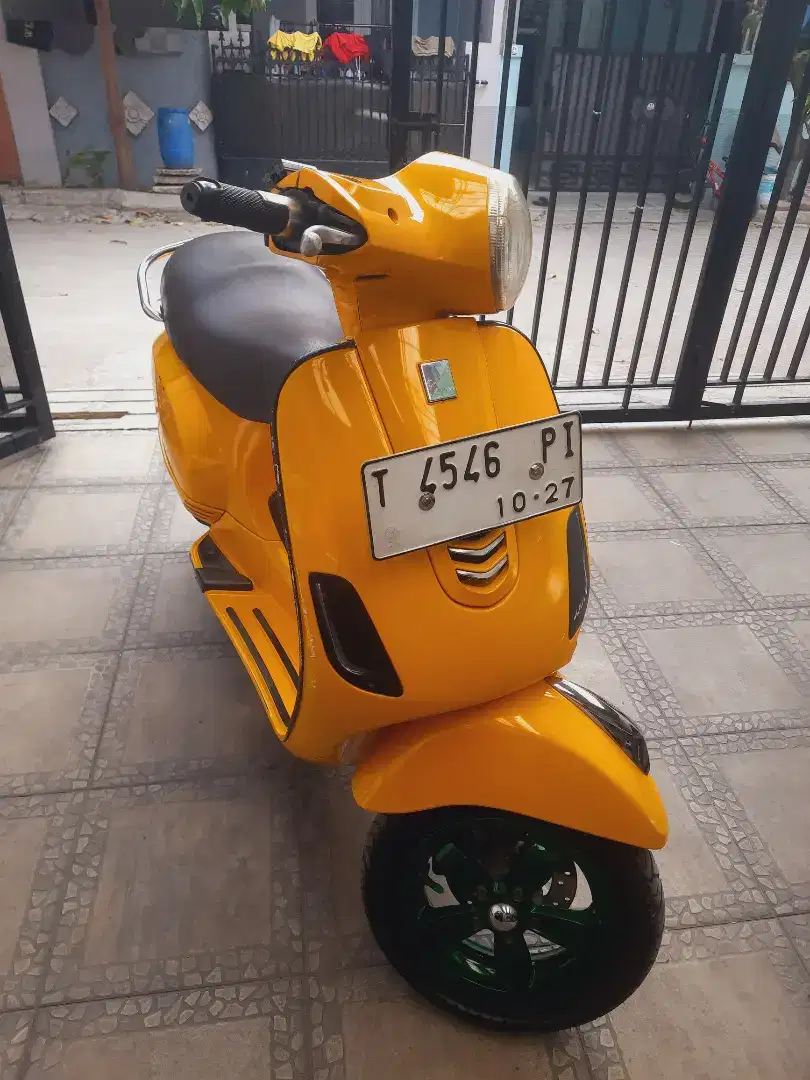 Vespa Lx125 2017 pajak dan ban baru