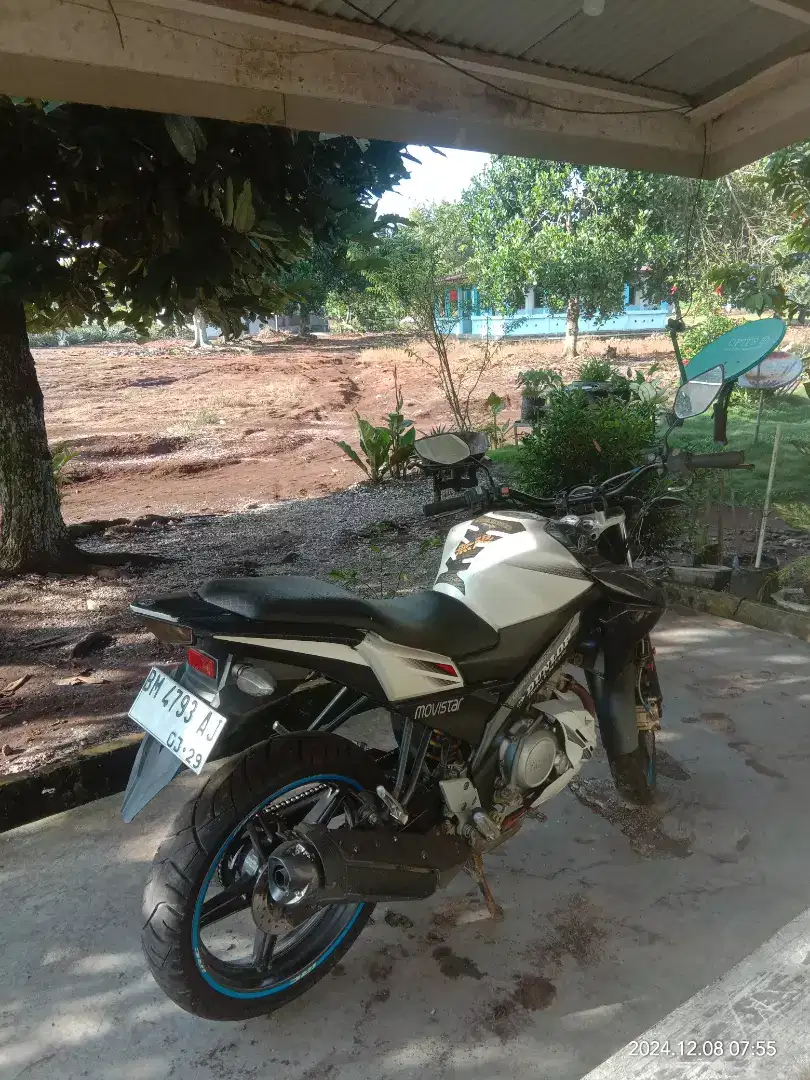 Butuh uang Dijual motor vixion 2014